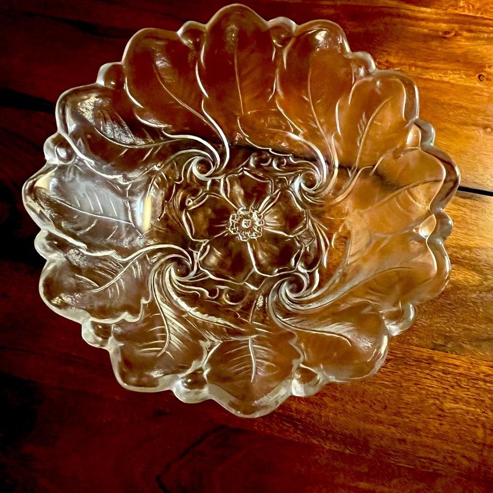 Serving bowl- candy dish